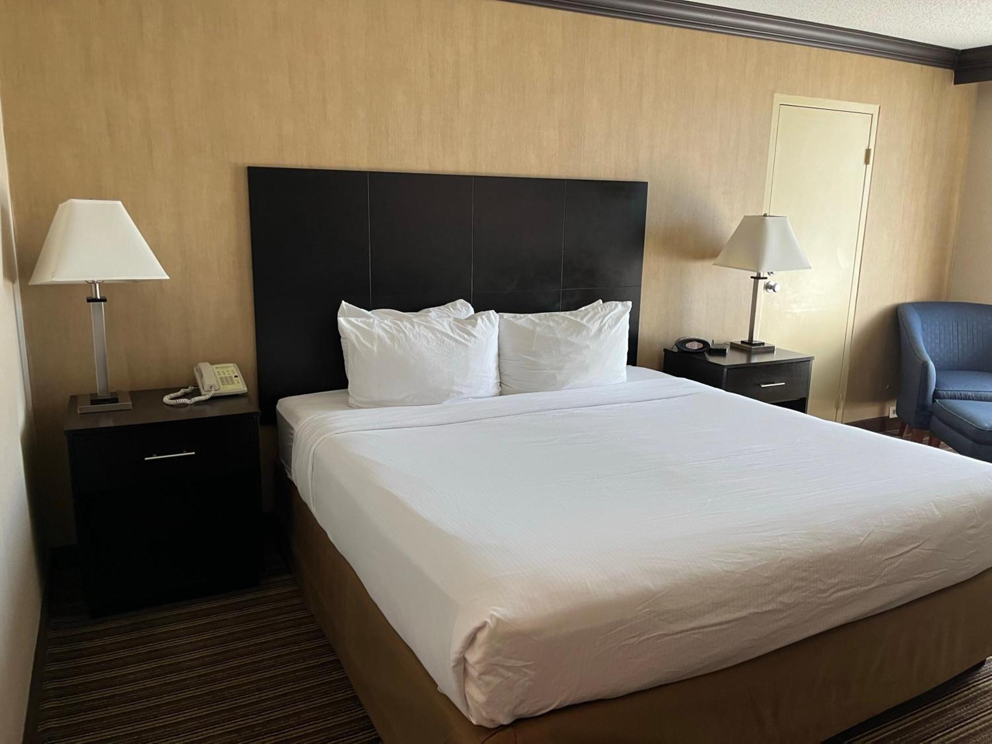 Wyndham Garden Schaumburg Chicago Northwest Hotel Buitenkant foto